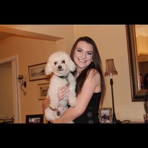 Meet your Posher, Nina